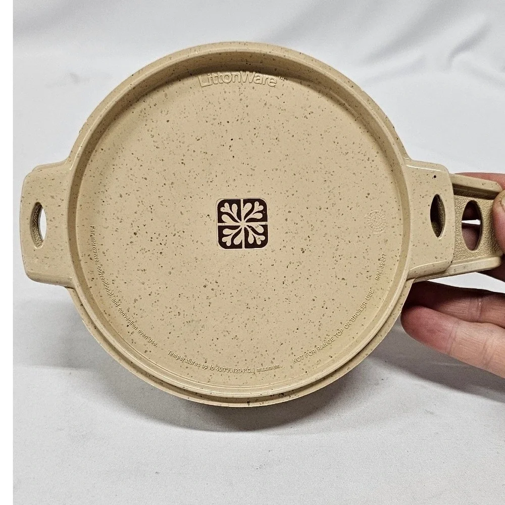 LittonWare Vintage Microwave Oven Simmer Pot with Lid Speckled Tan 39278 39277